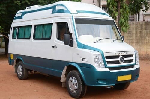 12 Seater Tempo