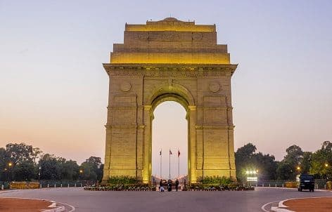 Cab to Delhi