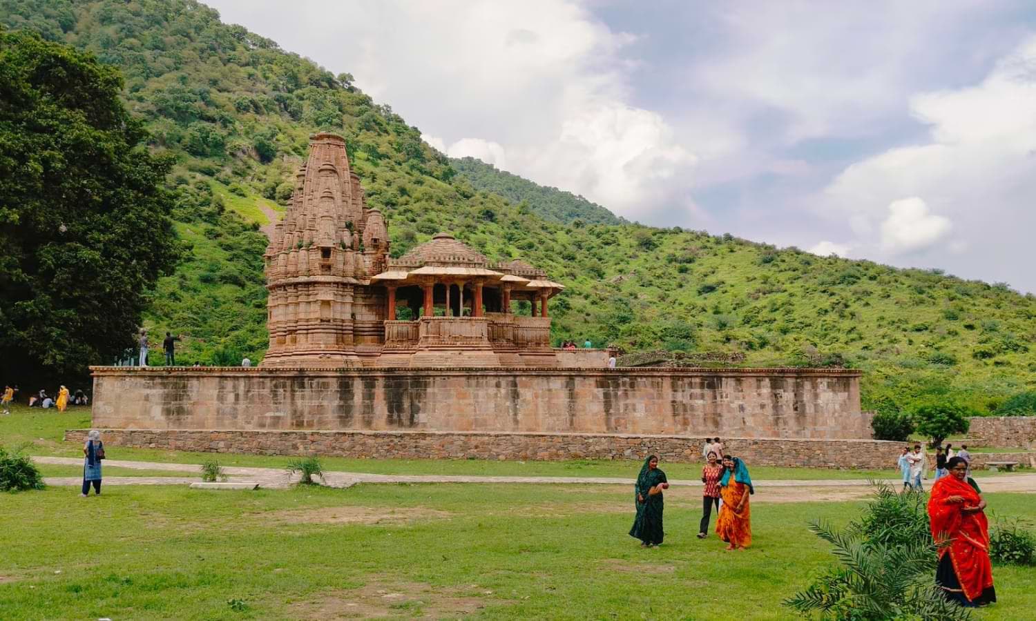 Beautiful Someshwar Temple Architecture at Bhangarh Fort Bhangarh Fort Temple View