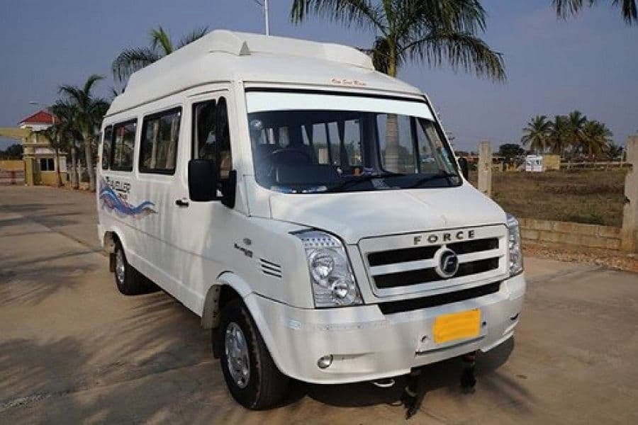 Reliable 10 Seater Tempo Traveller Rental for Jaipur Tours 10 Seater Tempo Traveller