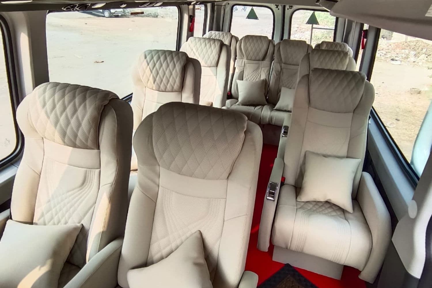 10 Seater Force Urbania Passenger Cabin Luxury Jaipur Urbania Passenger Cabin Jaipur