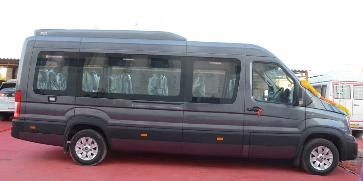 17-seater Force Urbania luxury rental van exterior in Jaipur 17 Seater Force Urbania Jaipur