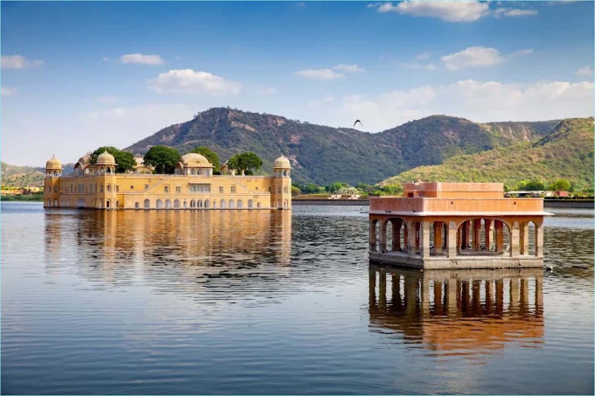 8 Hour Jaipur Cab Service for Jal Mahal Sightseeing Tour Jal Mahal Jaipur Cab Service in jaipur for 8 Hour