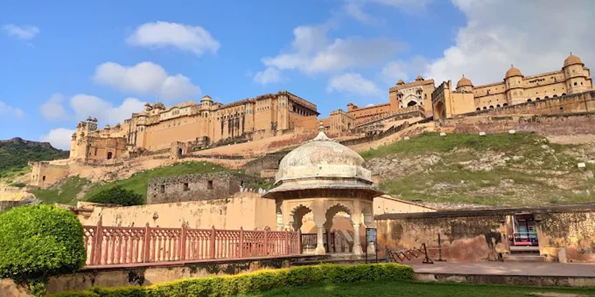 Amer Fort Jaipur: Majestic Hilltop Palace and Heritage View Amer Fort Jaipur Rajasthan