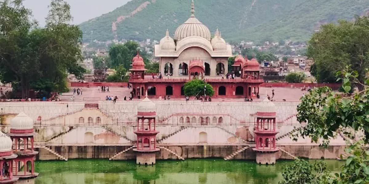 One-Way Cab Jaipur to Alwar Moosi Maharani Ki Chhatri Alwar Cenotaph Taxi Cab