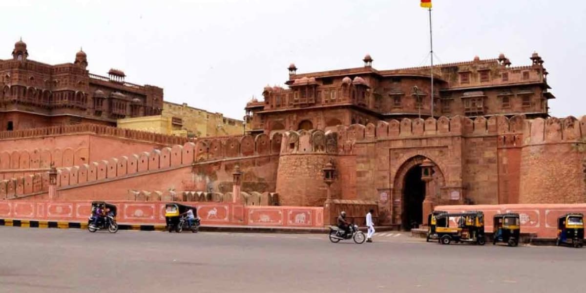 One Way Cab Jaipur to Bikaner Junagarh Fort Trip Junagarh Fort Bikaner Cab