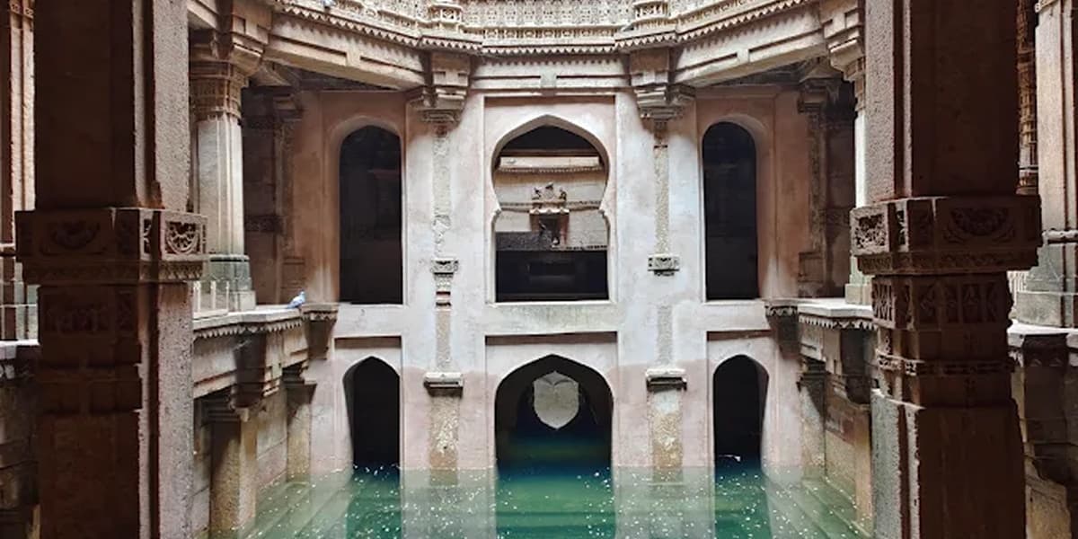 Architecture of Adalaj Stepwell in Ahmedabad Adalaj Stepwell, Ahmedabad